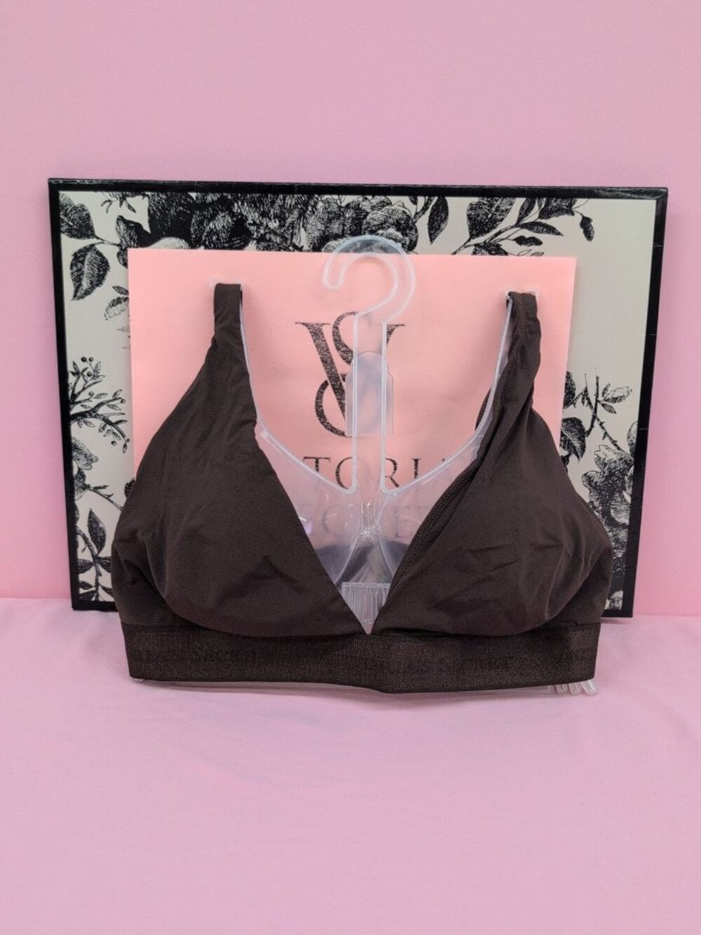 Victoria Secret T Shirt Deep Unlined Plunge V Neck Lounge Bralette Bra M Ganache